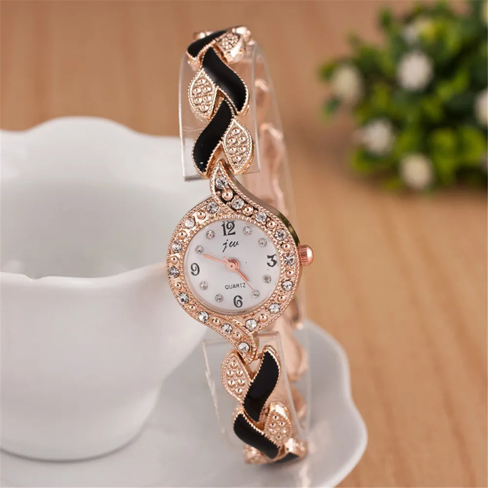 Casual And Versatile  With Diamond Watch